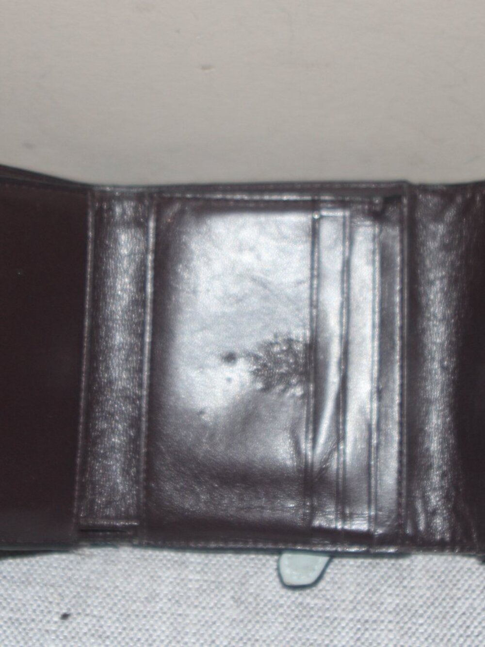 13a   LADIES COACH WALLET - Picture 4 of 5